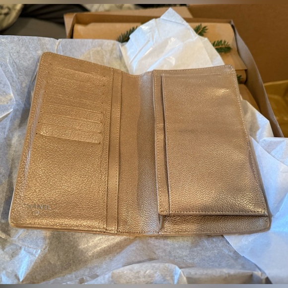 Chanel Leather Wallet - Authentic w/ COA - Picture 3 of 10